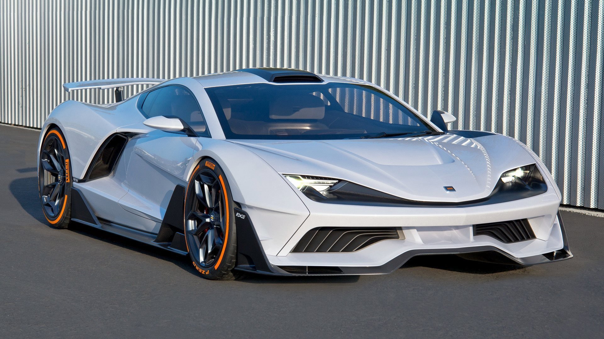 外援长期占据关键位置压缩本土成长空间，外援管理