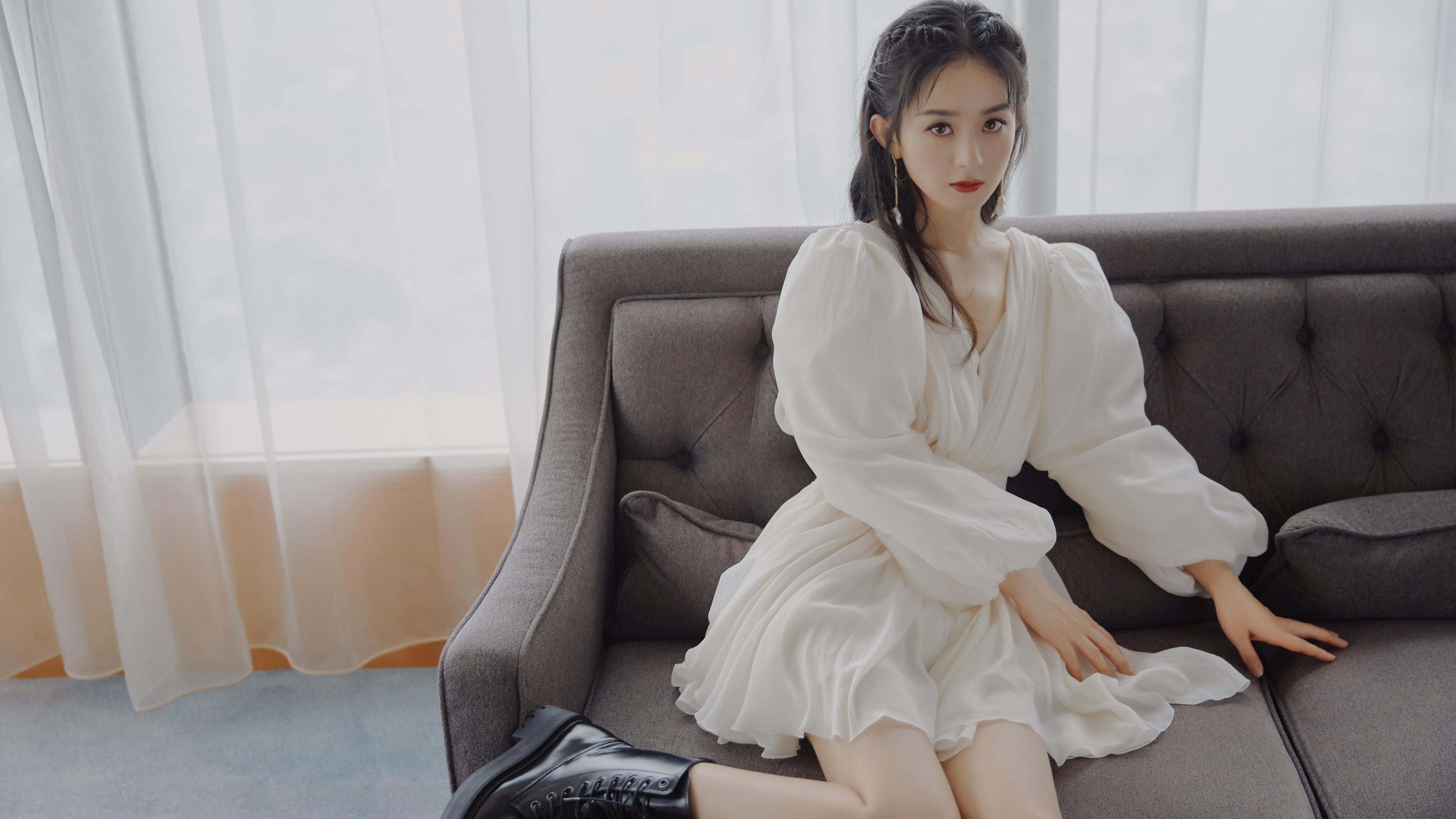 开云体育网页版-后防线失误率下降源自训练中对盯人战术的强化与复盘总结，后防线最强的球队